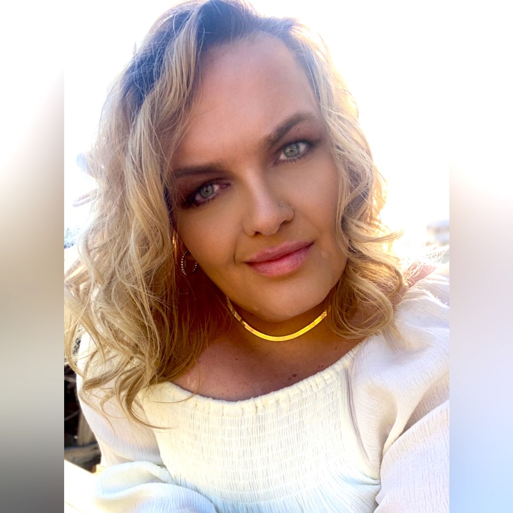 Meet your Posher, Teresa